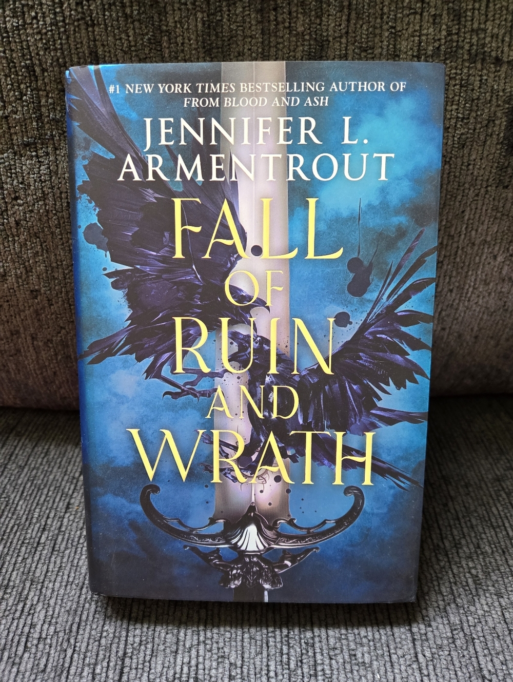 Jennifer L. Armentrout "Fall of Ruin and Wrath" - Blue & Gold Hardcover